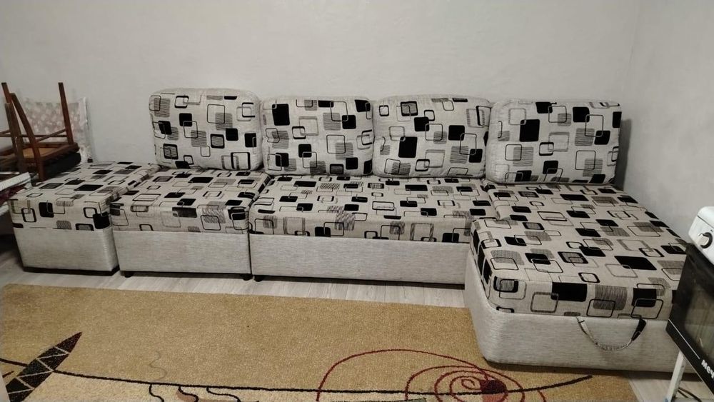 Продаётся  диван