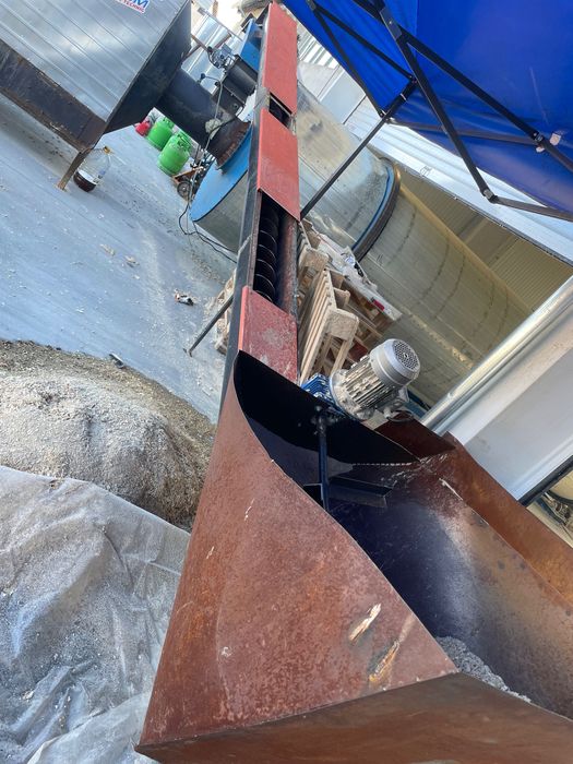 Шнек с бъркалка и инвертор 6м