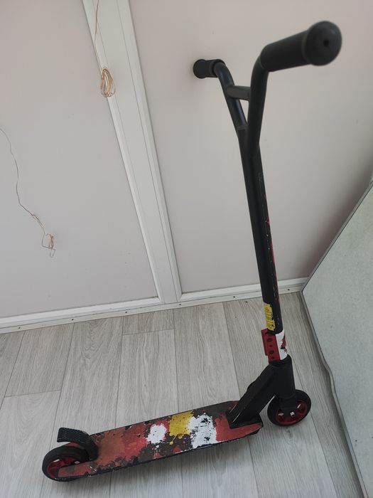 Продам самокат детский