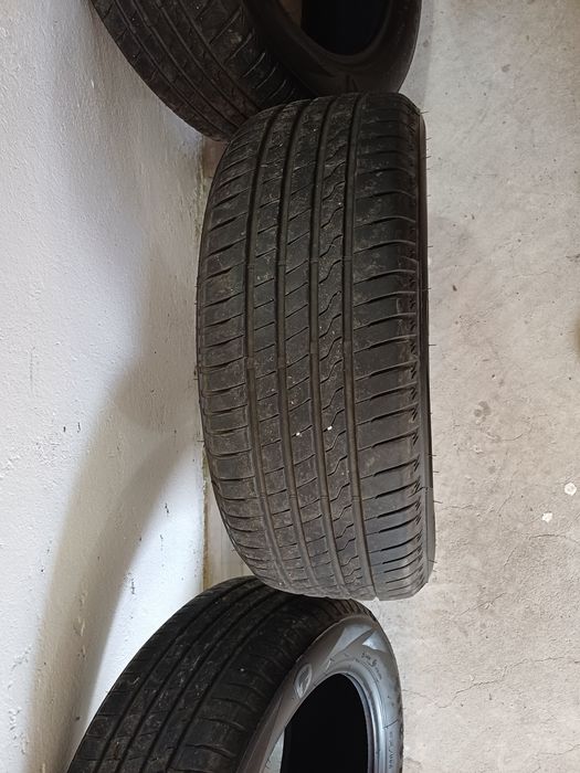 Firestone Roadhawk 215/55R17 — летни гуми