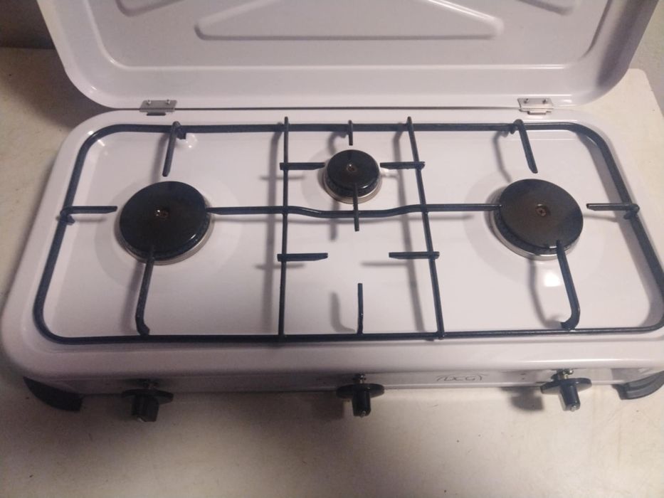 Компактен троен газов котлон  
DCG EKP2423 / мощност 900W
 3 горелки /