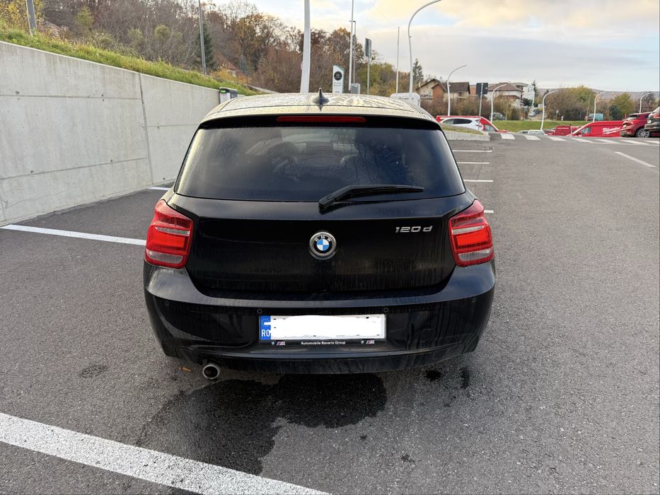 Vand BMW 120d Sport 2012