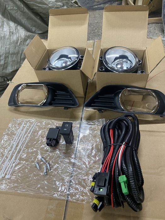 Туманник комплект на Тойота камри 40/45