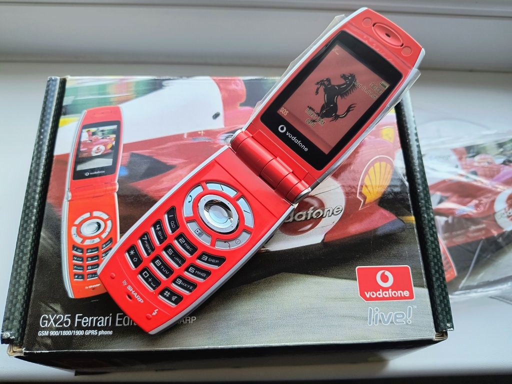 Sharp GX25 Vodafone Ferrari Special Edition