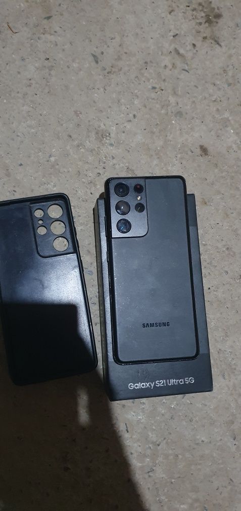 Samsung s21 ultra.  12gb  256 gn