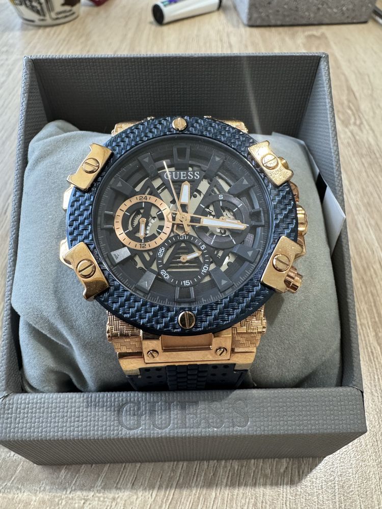 Мъжки часовник GUESS GW0486G4