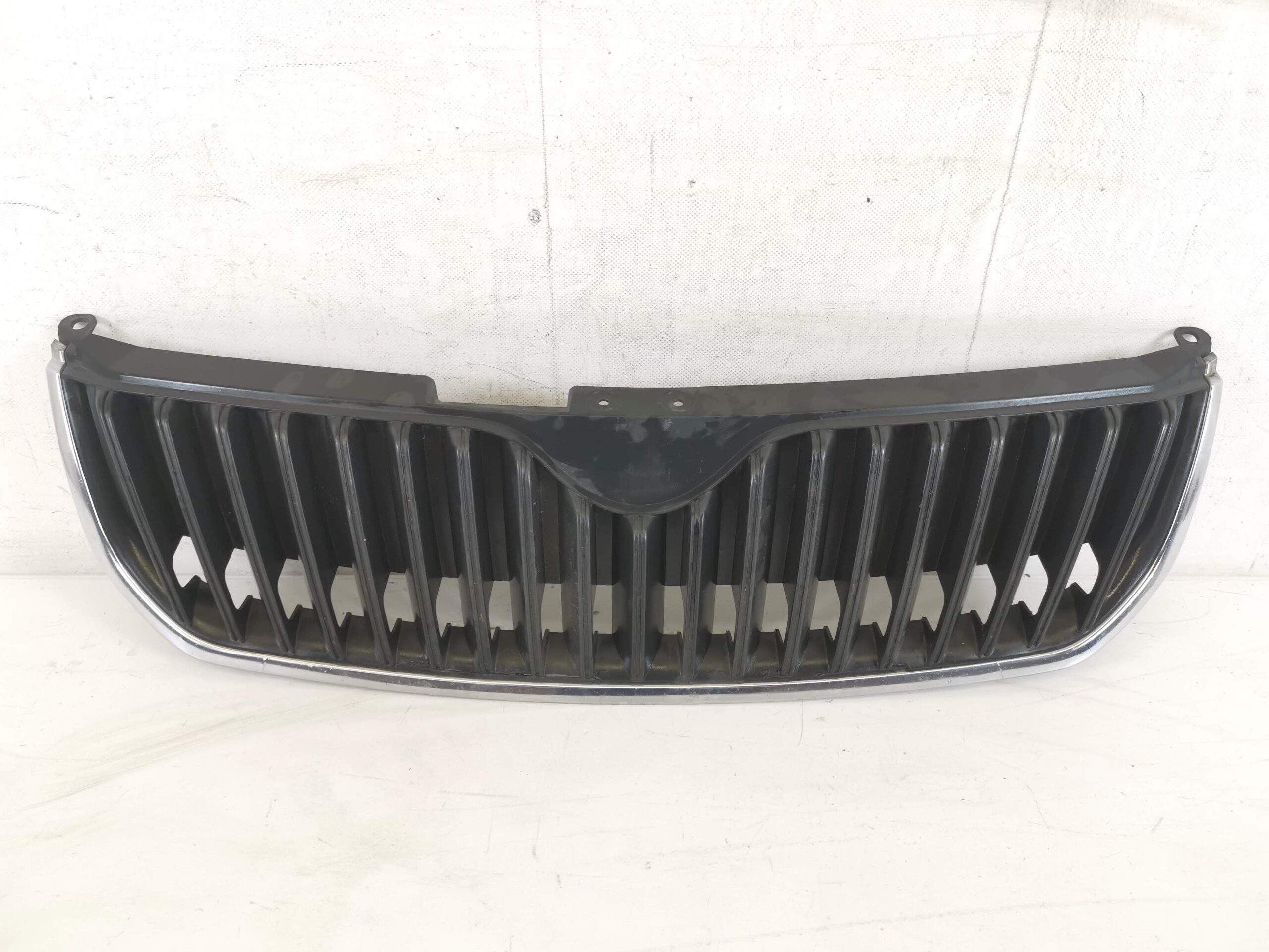 Радиаторна решетка Шкода Суперб 2 / Skoda Superb 2 [ - ] Оригинална