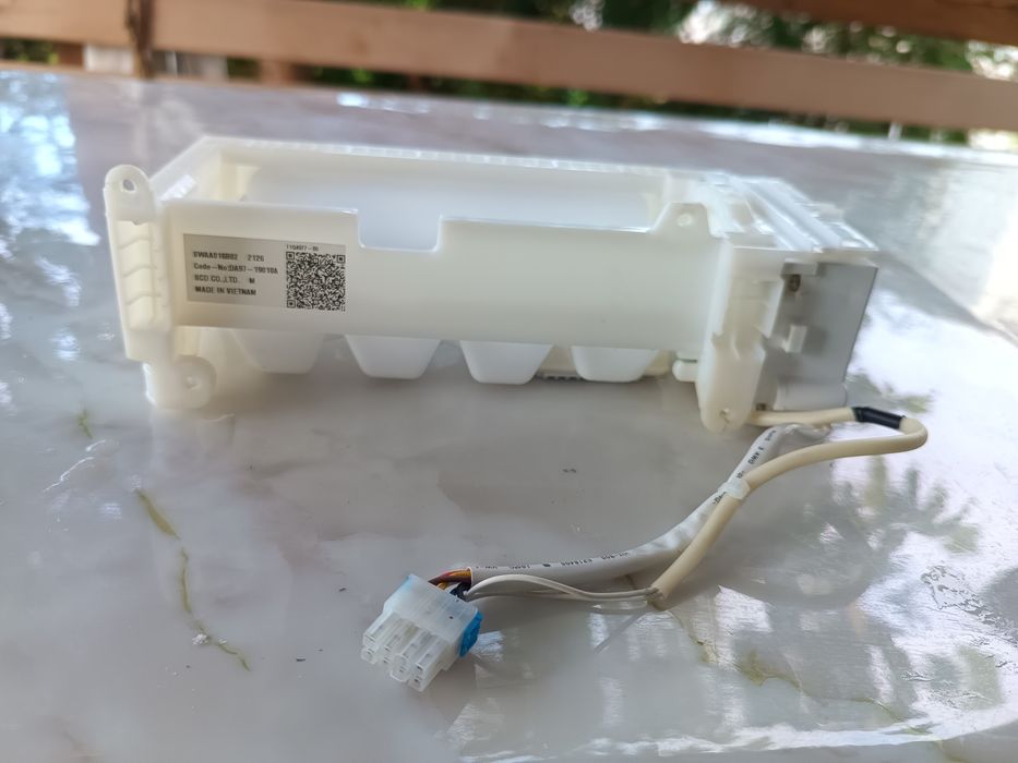 Ледогенератор за хладилник самсунг