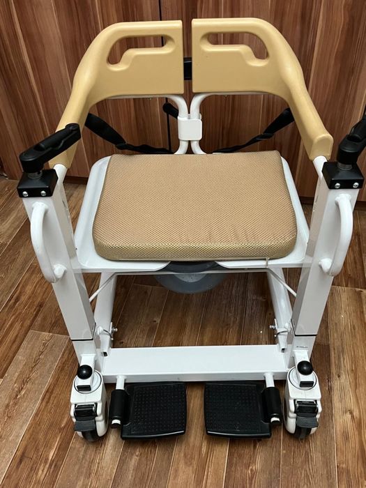 .  СРОЧНО Новый мед.туалет-стул с подъёмником 175т,сегодня забери