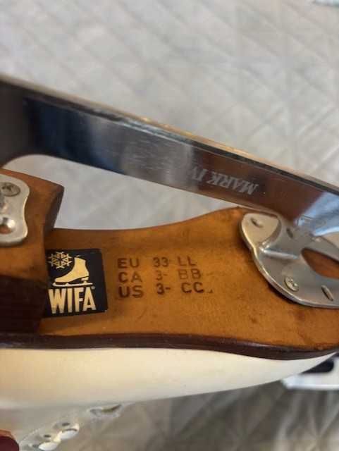 Кънки за фигурно пързаляне марка WIFA