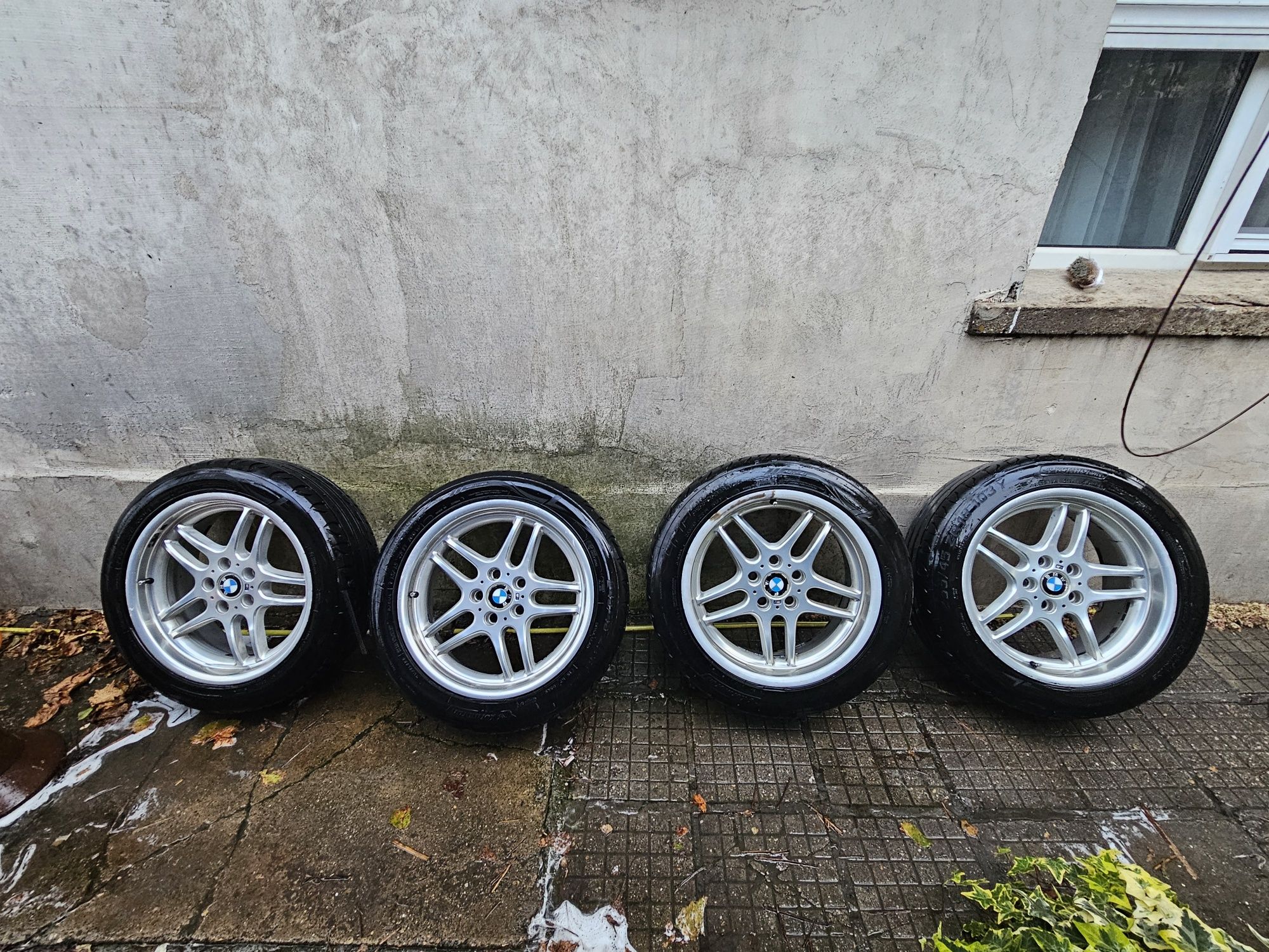 ОРИГИНАЛНИ Style 37 M parallel 18 джанти с нови гуми