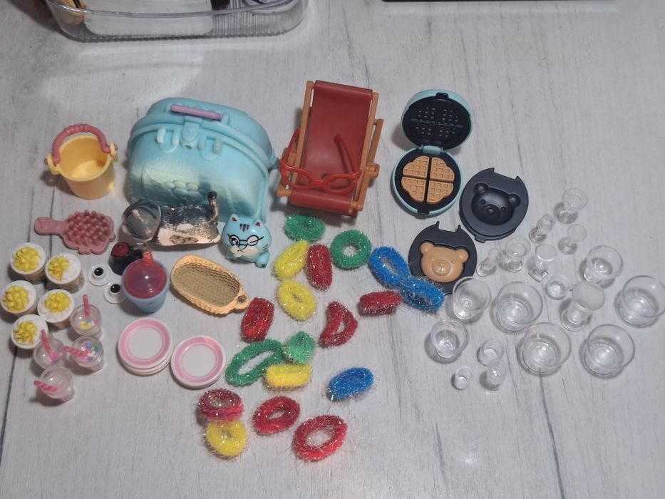 Набор миниатюрных аксессуаров для кукол / игр / декора