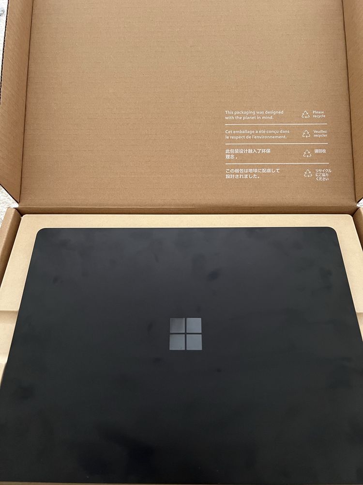 Mirosoft surface laptop 5 nou