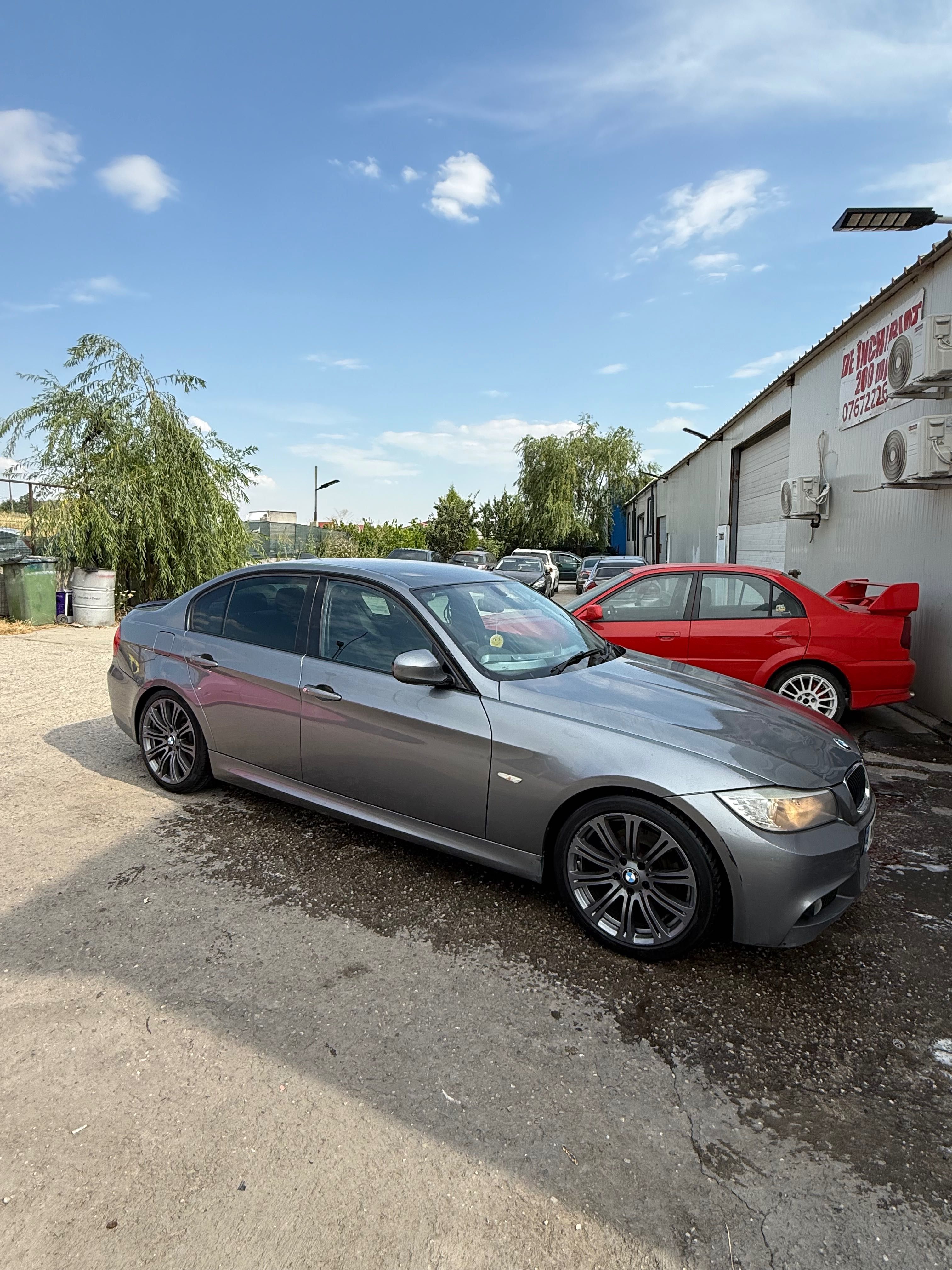 Dezmembrez Bmw 320d e 90 M Paket 2011 184 cp