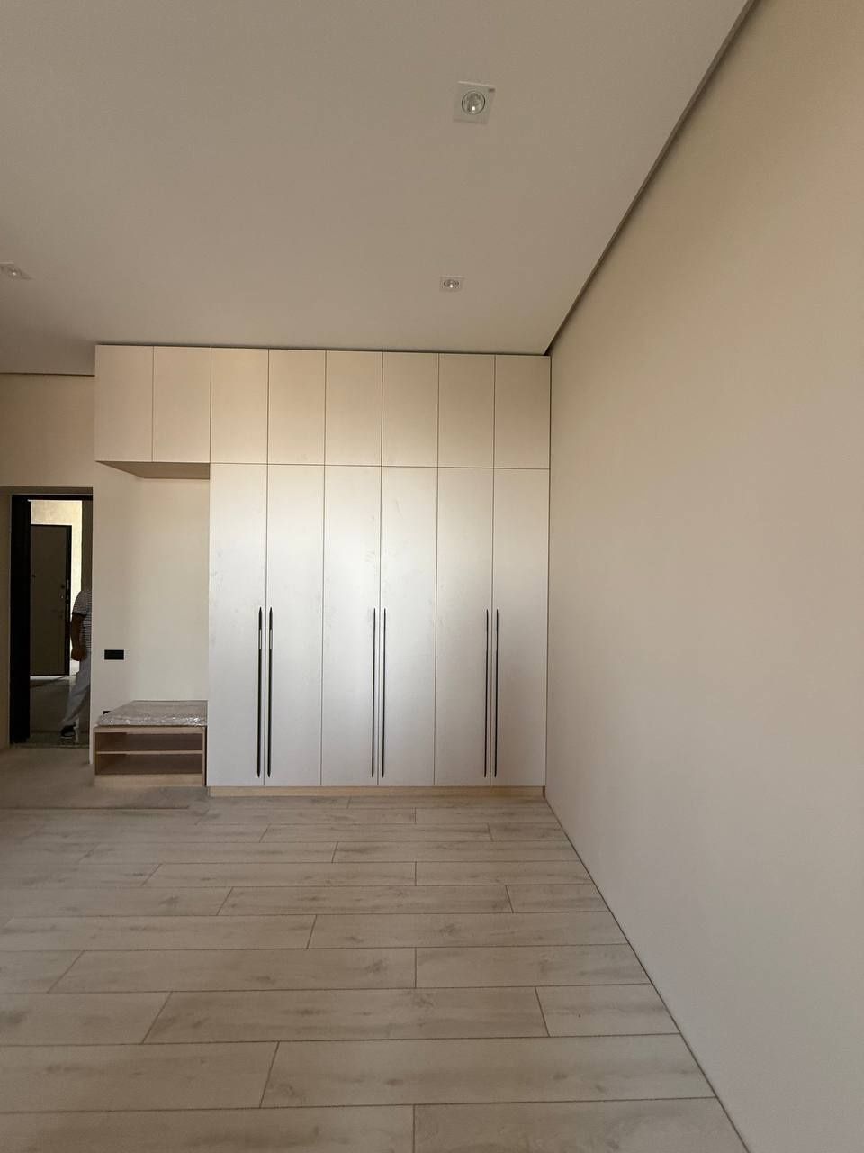 Продается 2х ком квартира, ЖК Мухташам, ор-р: Алайский рынок, 70 м²