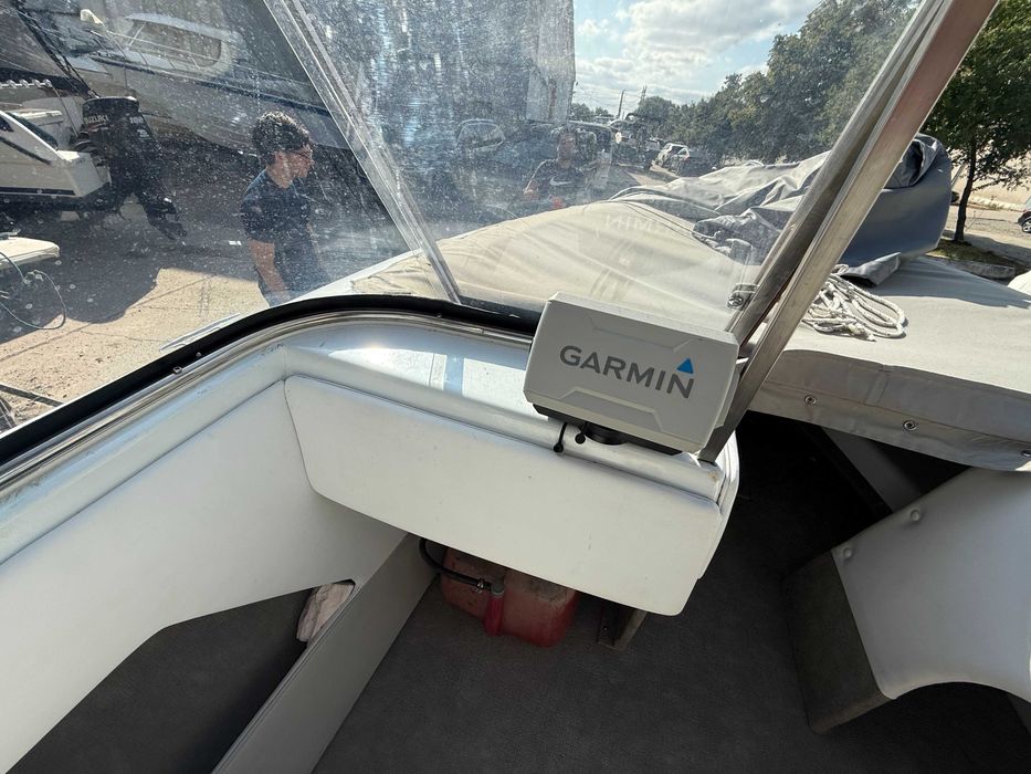 Barcă CRANCHI FLASH 5m + motor HONDA 100CP nou