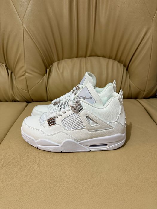 Retro 4 pure money