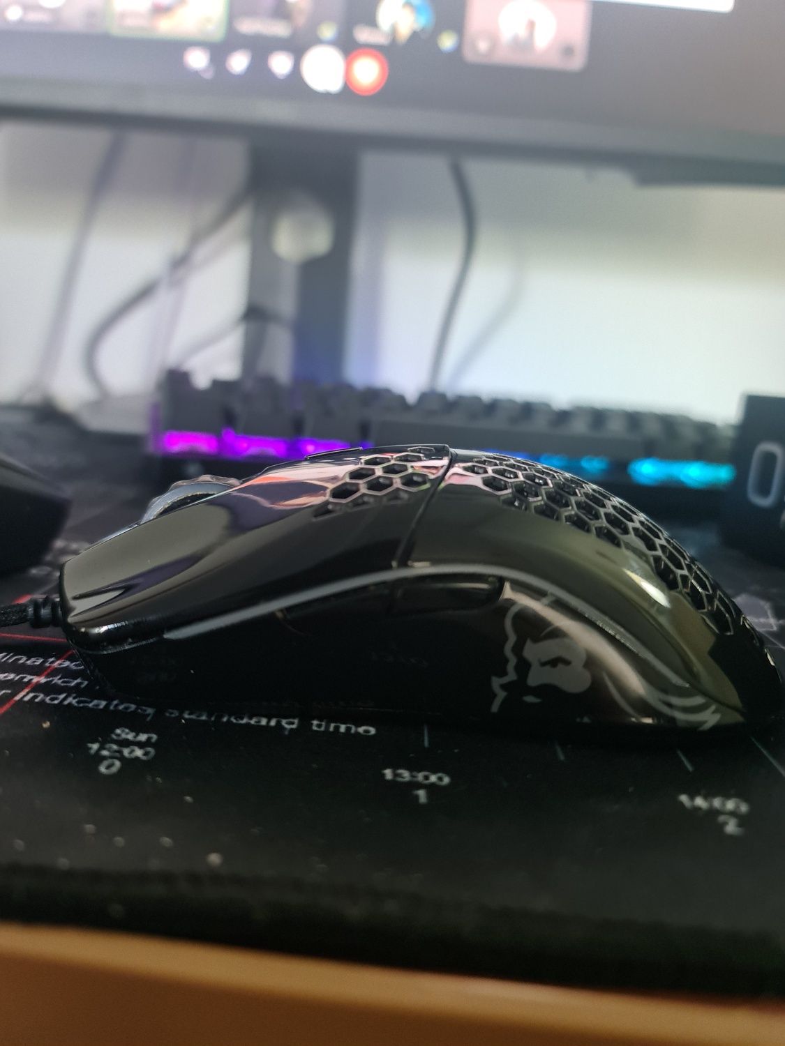 Mouse gaming glorious model 0, 67 grame