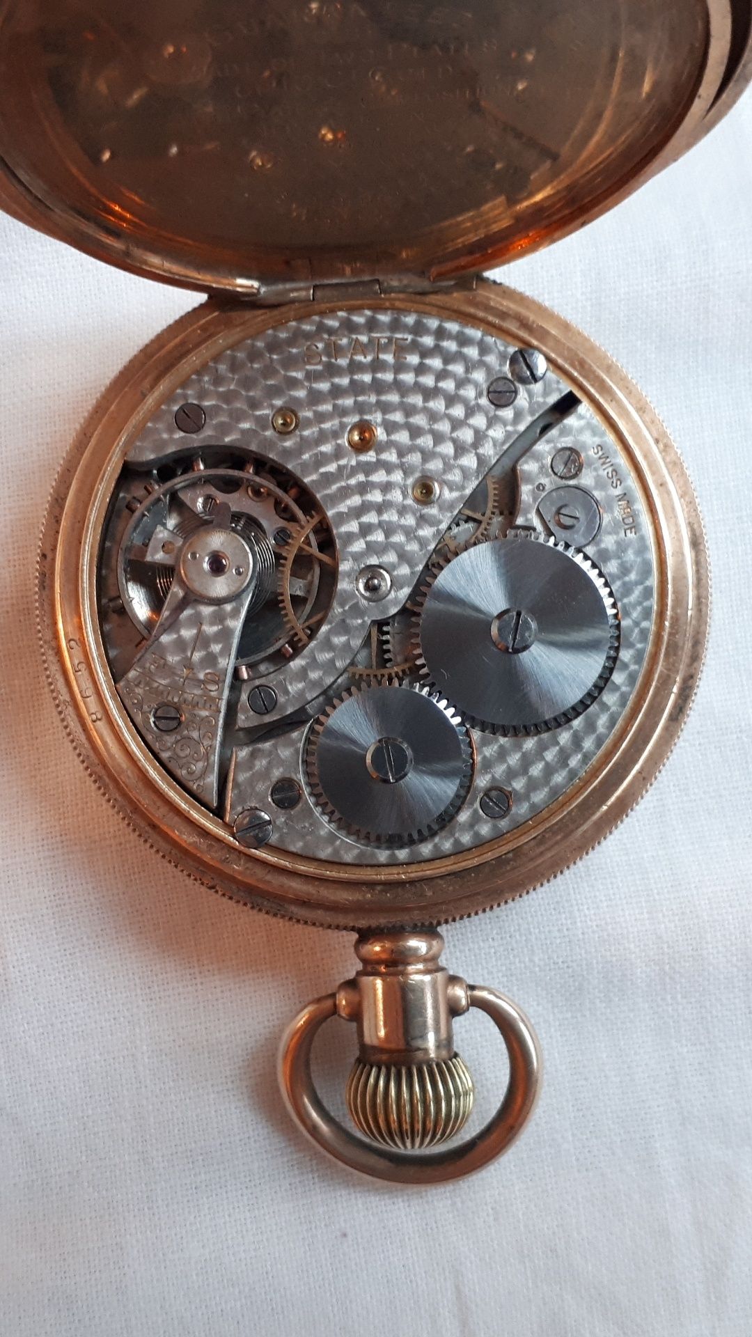 Антикварные швейцарские часы.