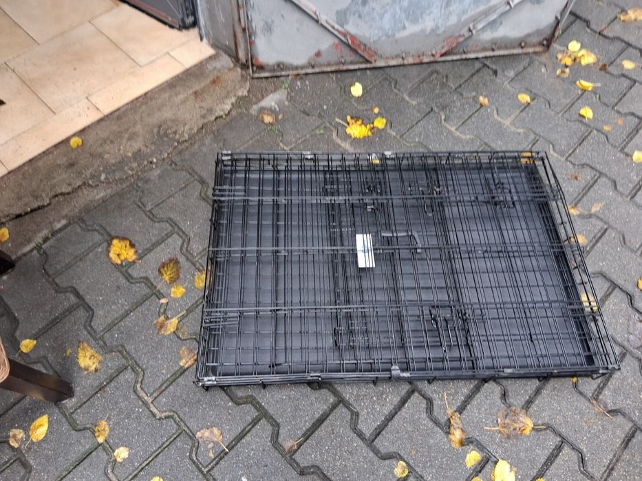 Продавам клетка за куче