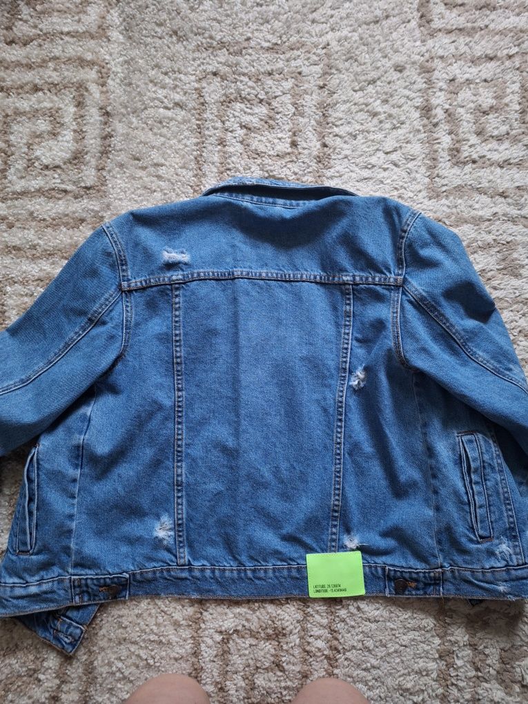 Geaca blugi Zara 11-12 ani merge si adult micut
