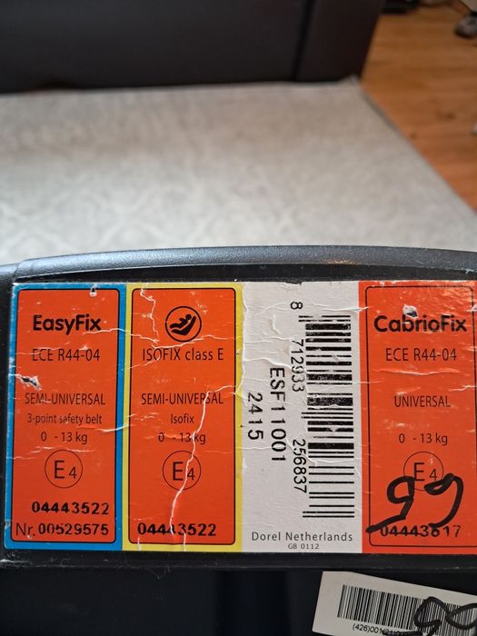 Maxi Cosi Cabriofix + isofix base