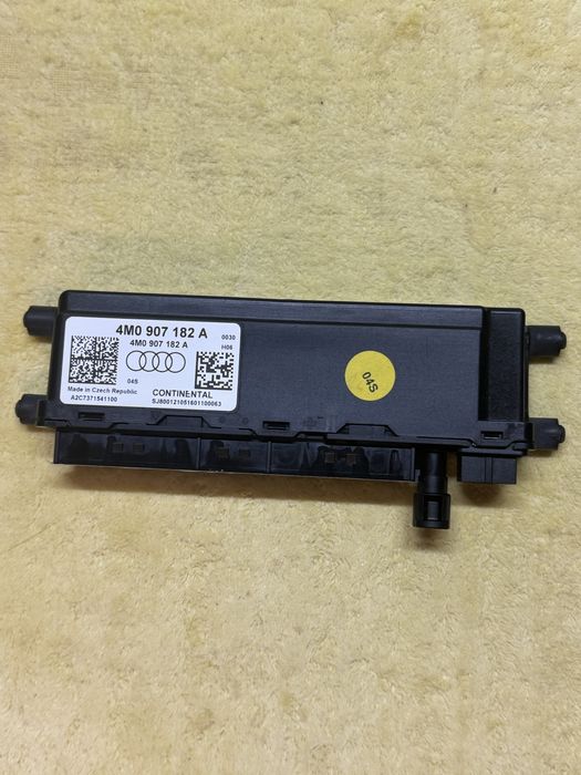 Оригинален модул Audi 4M0 907 182 A (Continental)