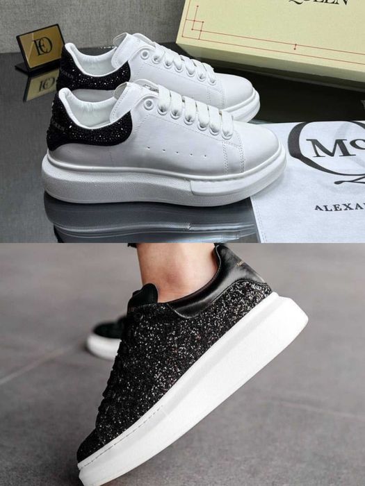 Adidași damă, din nou în stoc