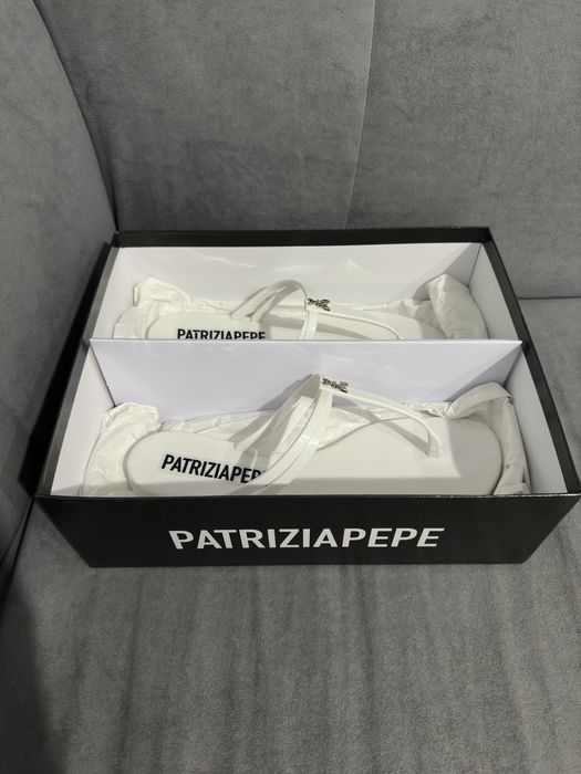 Чехли Patrizia Pepe