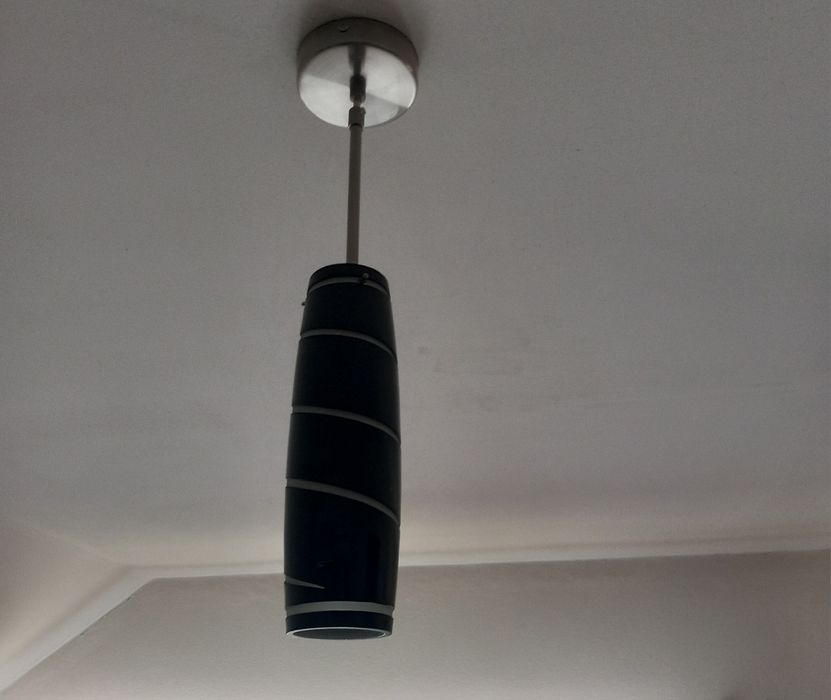 Vând 2 buc veioze si  1 lusträ