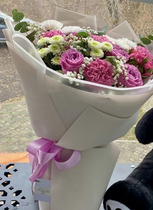 Продам букет новый за 7 тысяч окончвтельно