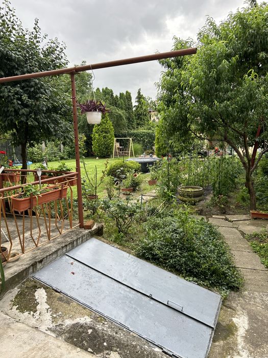 Casa de vanzare pe strada Paris