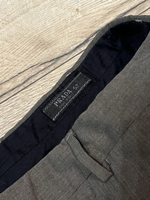 Панталон Prada..