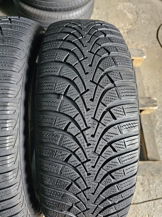 2 anvelope iarna 205 60 16 Goodyear