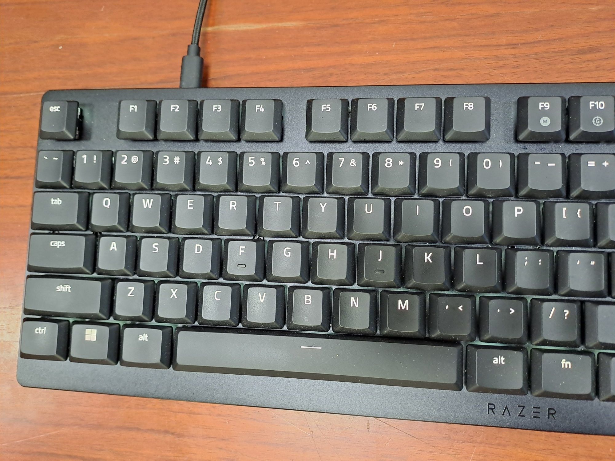 RAZER - Deathstalker V2 - клавиатура