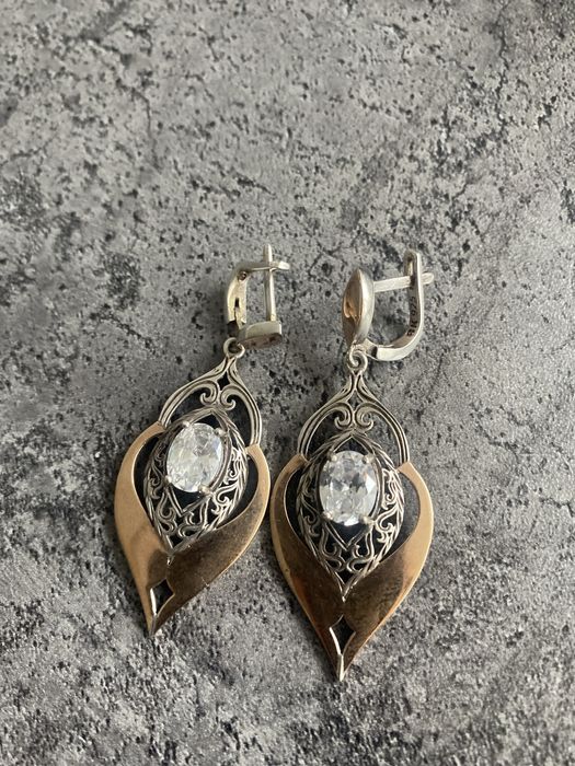 Продам серьги серебро