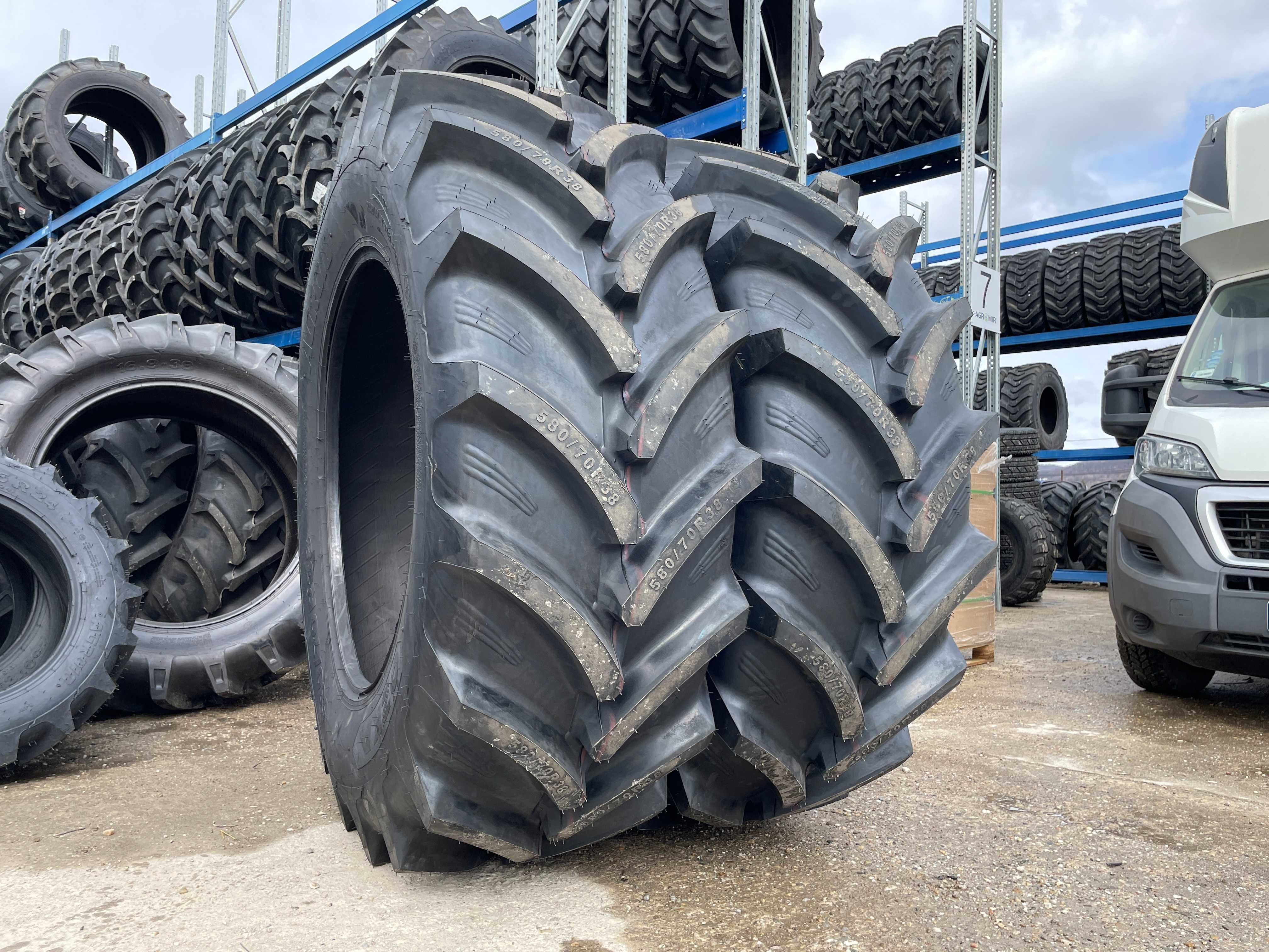 Anvelope 580/70R38 pentru tractor spate marca OZKA