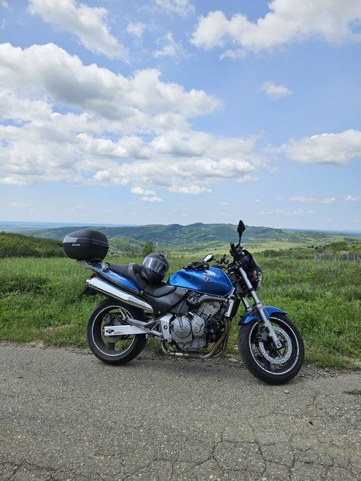 Se vinde Honada Hornet