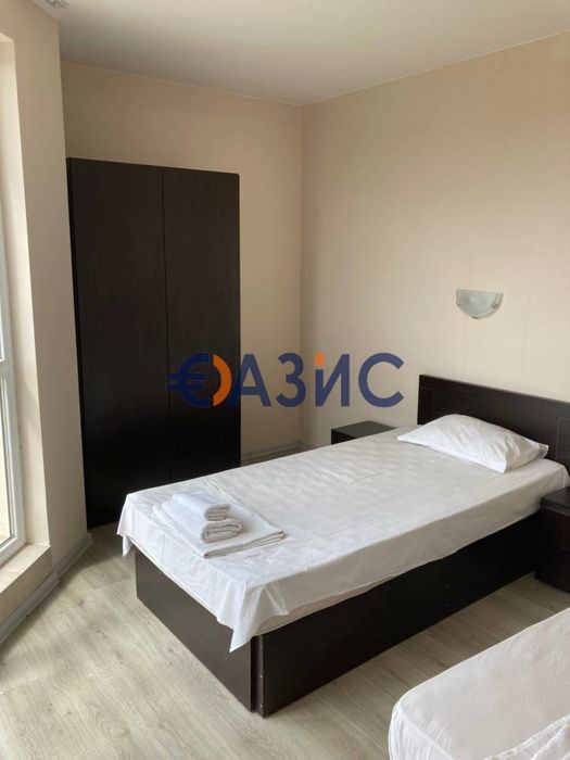 Продава се Двустаен апартамент в к.к. Слънчев бряг - 57 кв.м за 1176 €/кв.м - Снимка #3