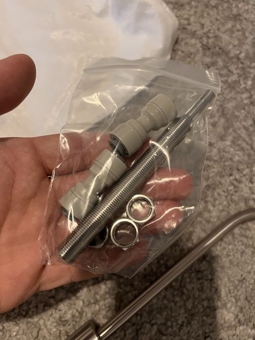 Baterie modernă satinat inox – nouă, cu cartuș ceramic (de la Filtro)