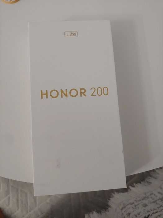 Honor 200 lite, нов с гаранция