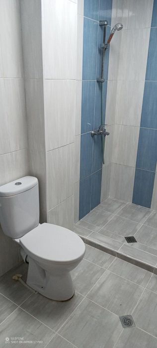 Необзаведен Тристаен, под наем, Център