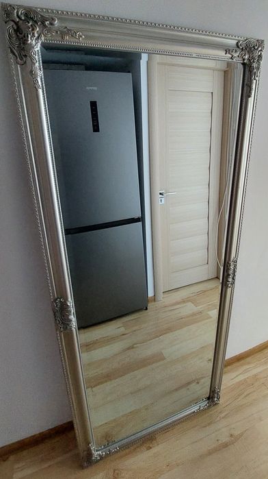 Oglindă perete cu ramă