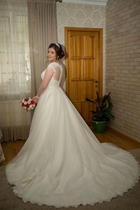 Vând rochie de mireasa