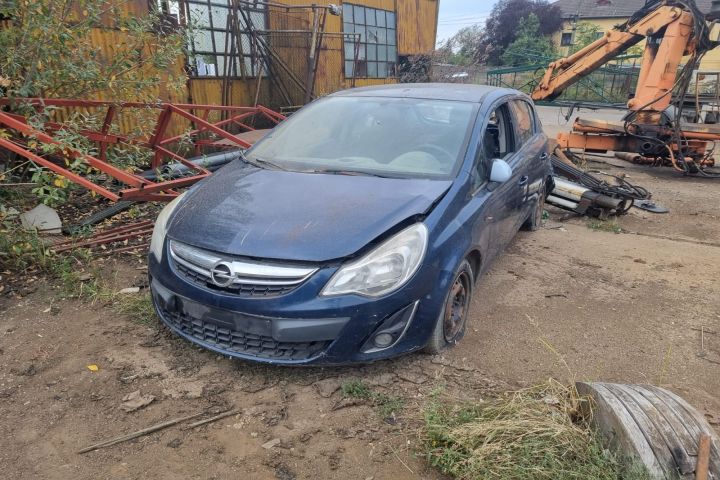 Bara spate Opel Corsa D