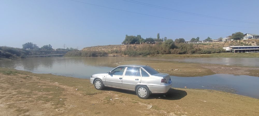 Neksiya2 2010 yurgani 242ming xolati yaxshi kiraskasi bor suyagi butun