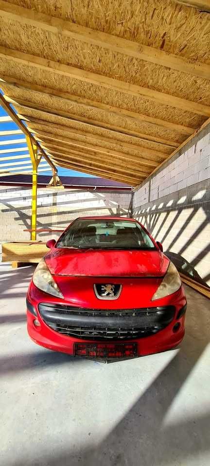 Dezmembrez Peugeot 207 an 2008 motor 1.4 i 16v euro 4