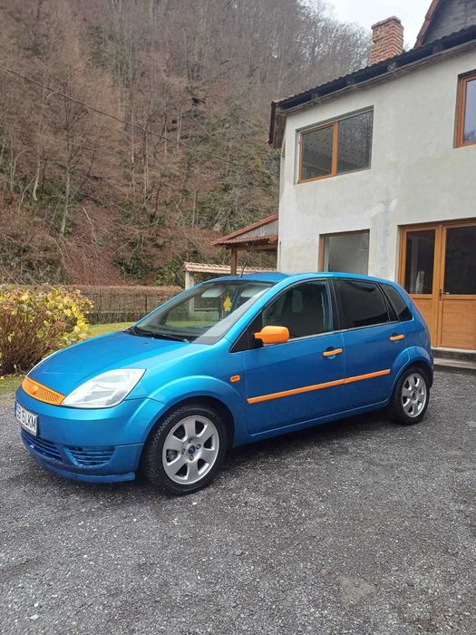 Vand Ford focus 1.3 benzina