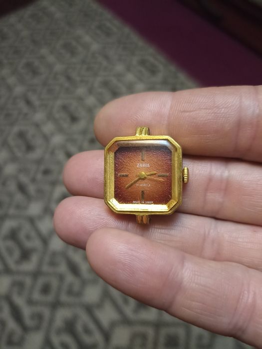 Продам часы  советские и запонки