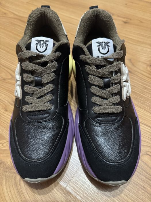 Маратонки  Pinko